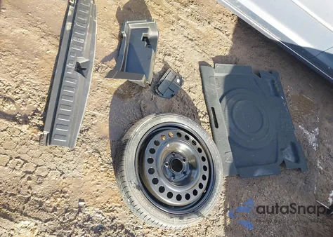 2019 Chevrolet Equinox Premier from USA, damaged, VIN 2GNAXYEX9K6152784